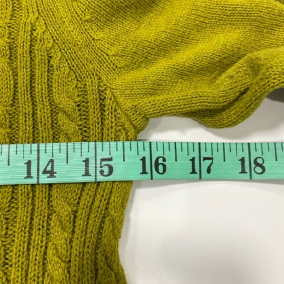 BANANA REPUBLIC Green Cable Knit Sweater with Shoulder Buttons ~ Size S… - Picture 14 of 14